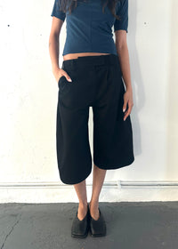 PRE-ORDER swift long shorts in black